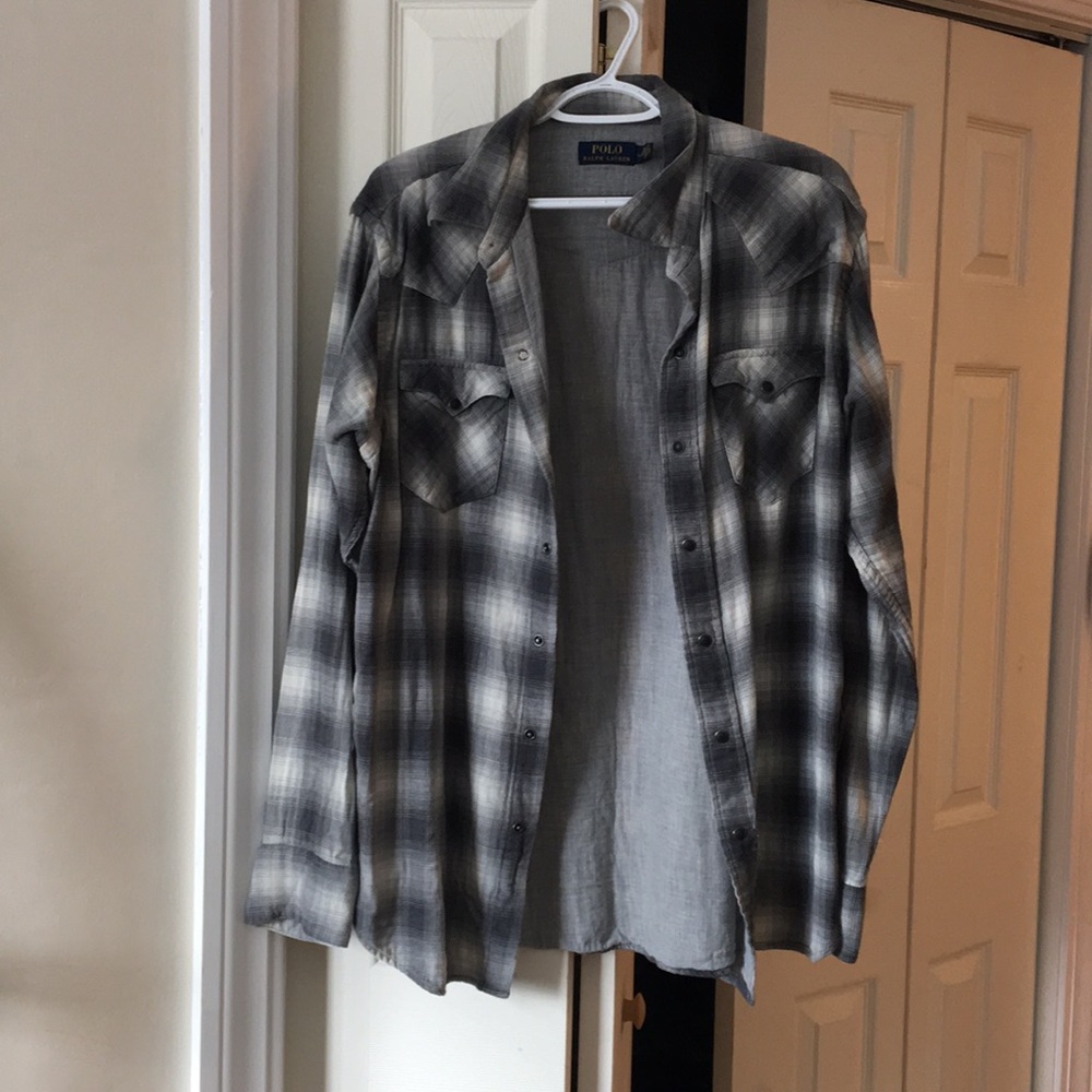 Men's size large Ralph Lauren shirt